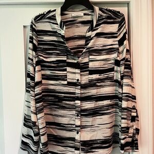 Lightweight Calvin Klein Buttondown